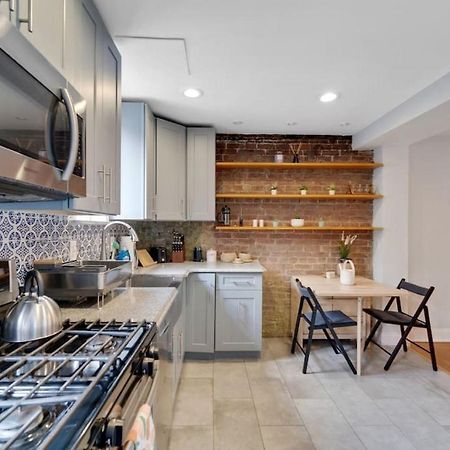 Stylish Rowhome-Fishtown-Near Shops Philadelphia Exterior photo